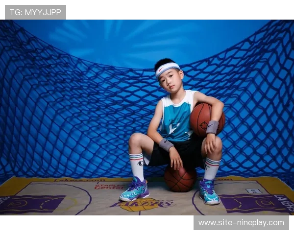 足球球星热爱篮球的背后故事视频揭示他们的跨界兴趣与篮球迷身份