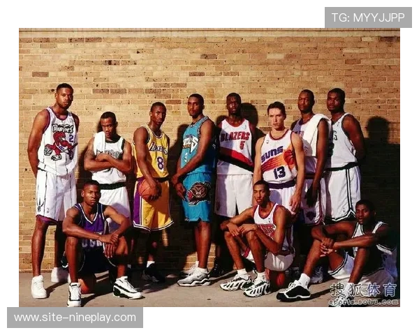 马云与足球球星的深厚情谊与合作关系探析